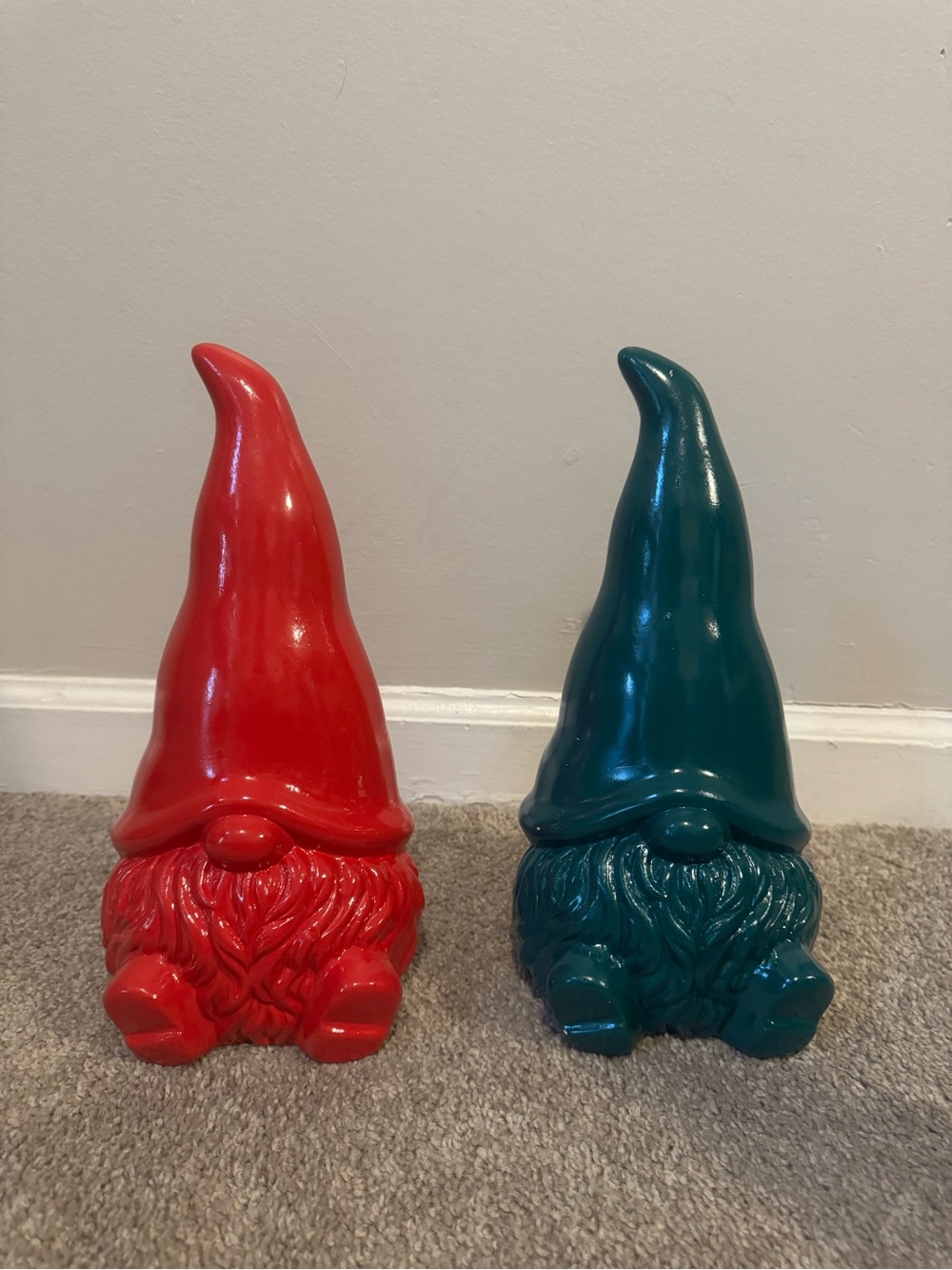 GardenHD Outdoors Ceramic Gnome - Green, Red Set